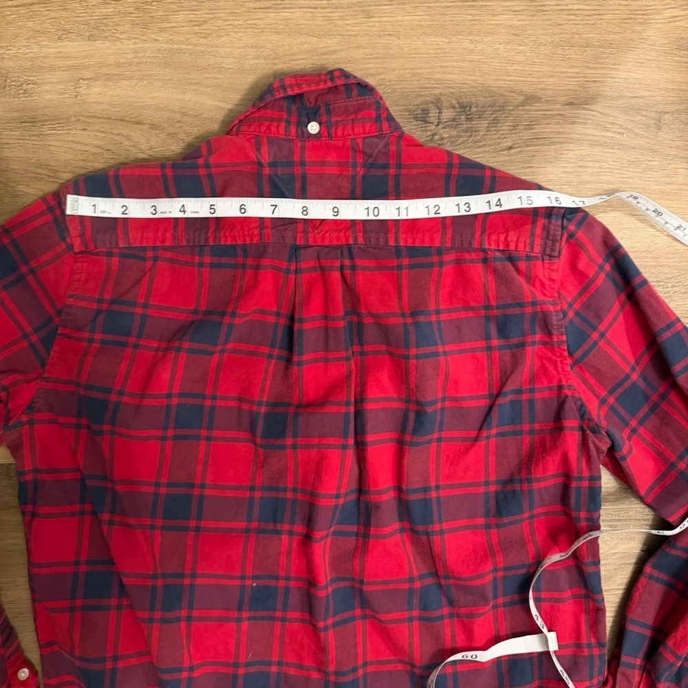 Tommy Hilfiger Plaid Button-Up Shirt – Medium - Picture 7 of 8